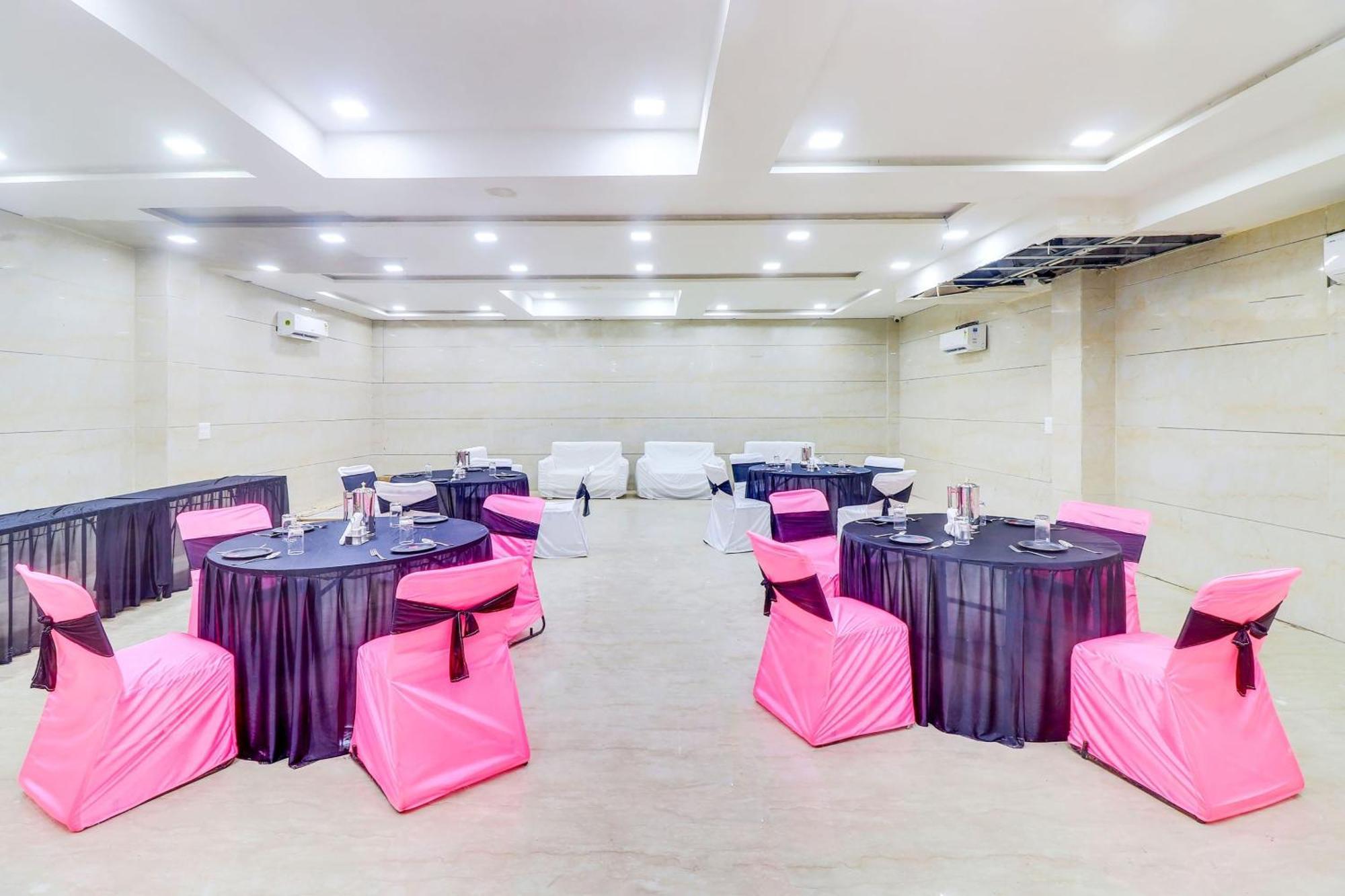 Hotel O Golden Grand Agra  Eksteriør bilde